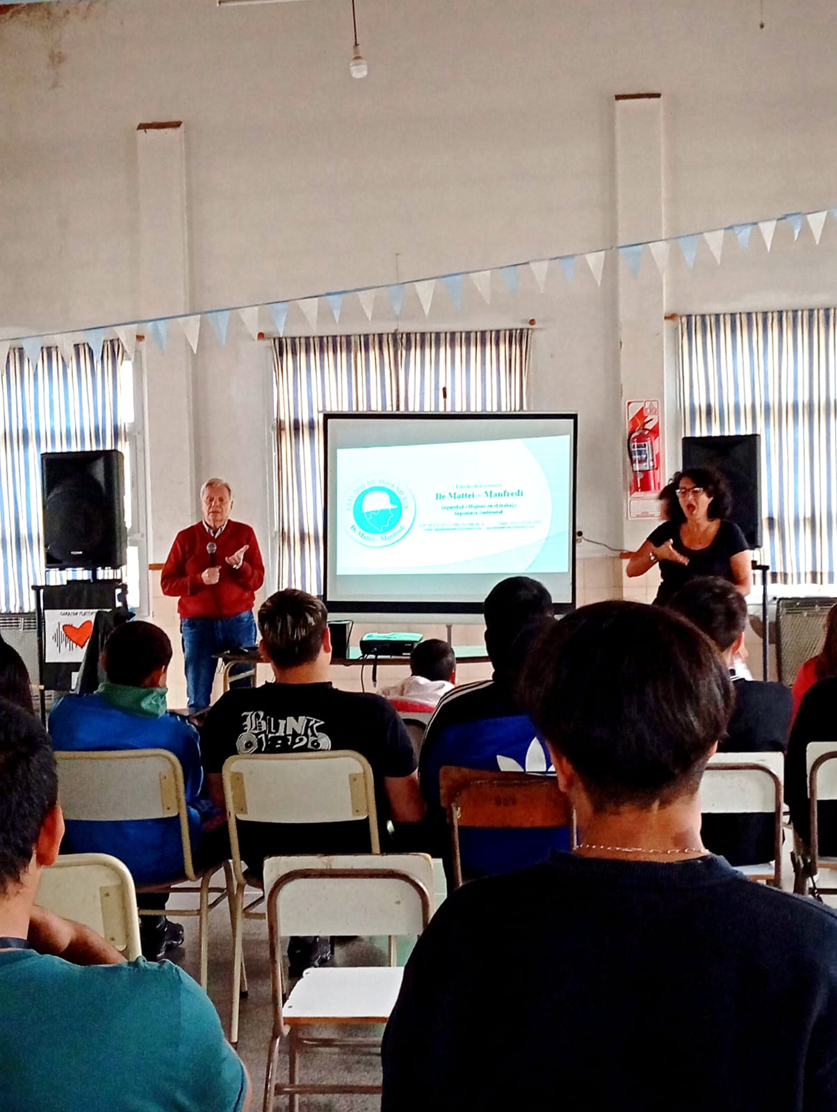 Charla de seguridad e higiene en el Centro de Formación Laboral 2